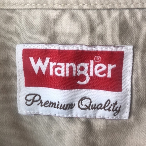 WRANGLER Premium Quality XL Button Down - Picture 2 of 4